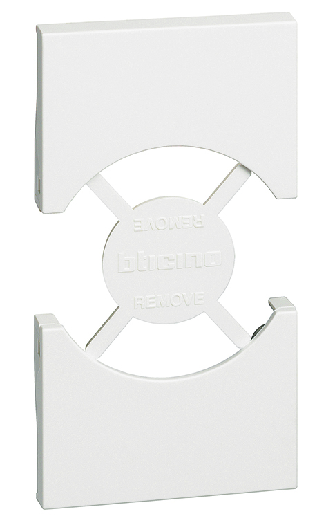 BTC LIVING NOW MASCA PRIZA SCHUKO 2M ALB KW03